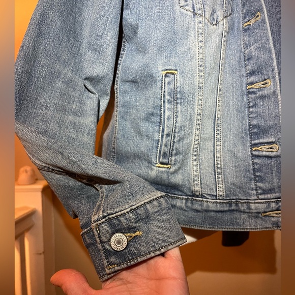Lucky Brand cotton blend denim jacket size M - Picture 3 of 6